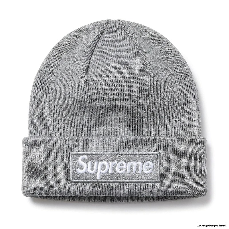 Supreme minimalist style grey hat